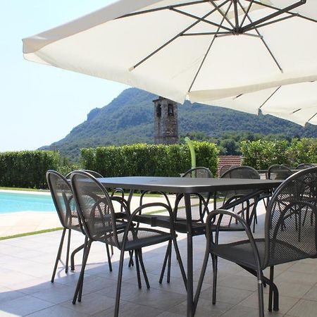 Oleandro 2 Apartment In Villa Cerutti Mergozzo Eksteriør bilde